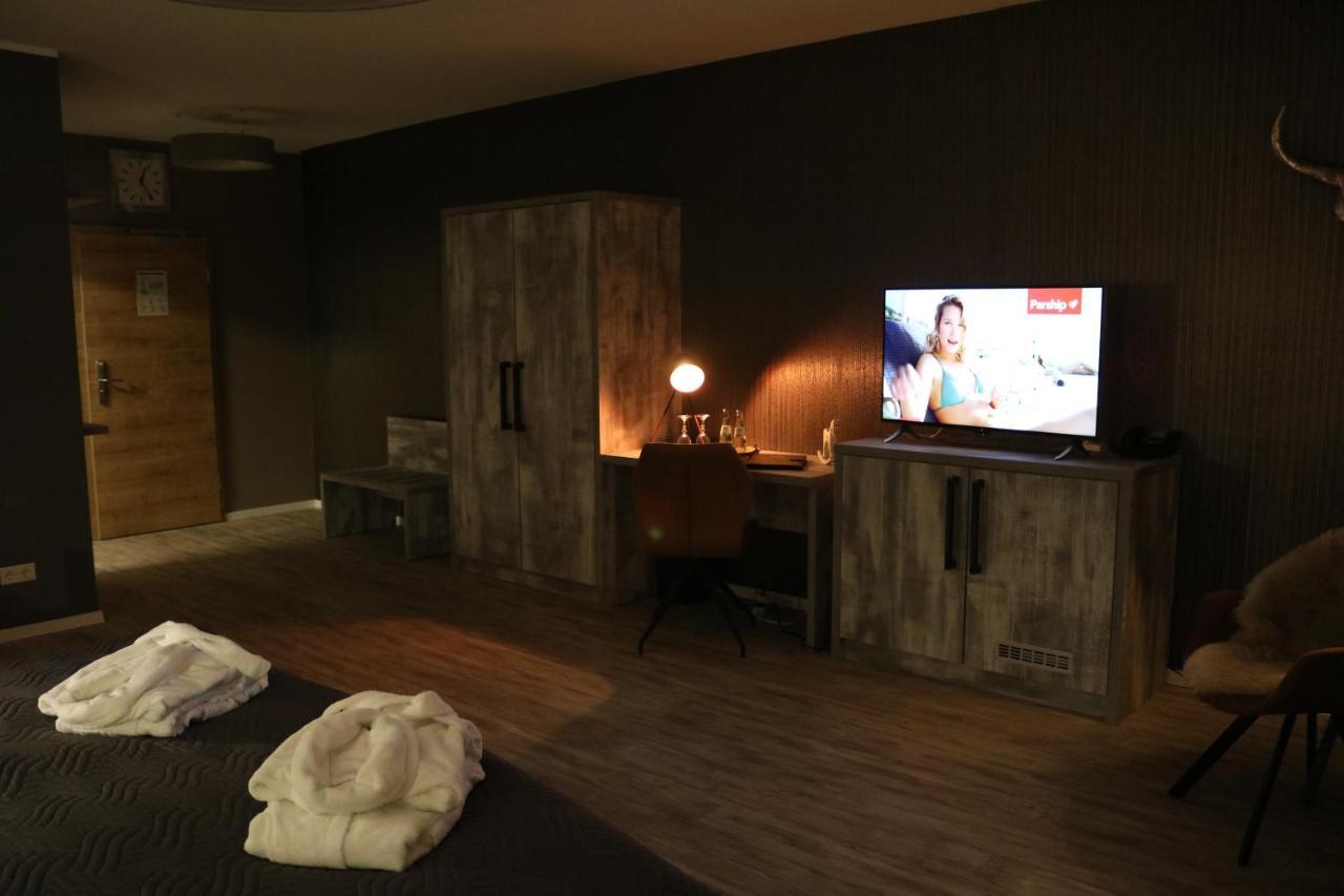 Vitalounge Sports & Spa Hotel Gelsenkirchen Buitenkant foto